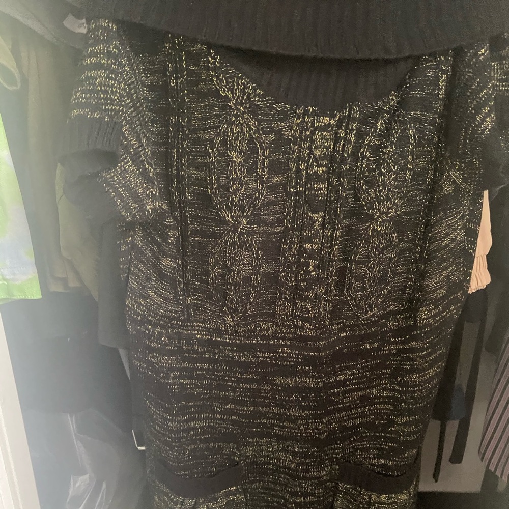 Sweater dress gold and black